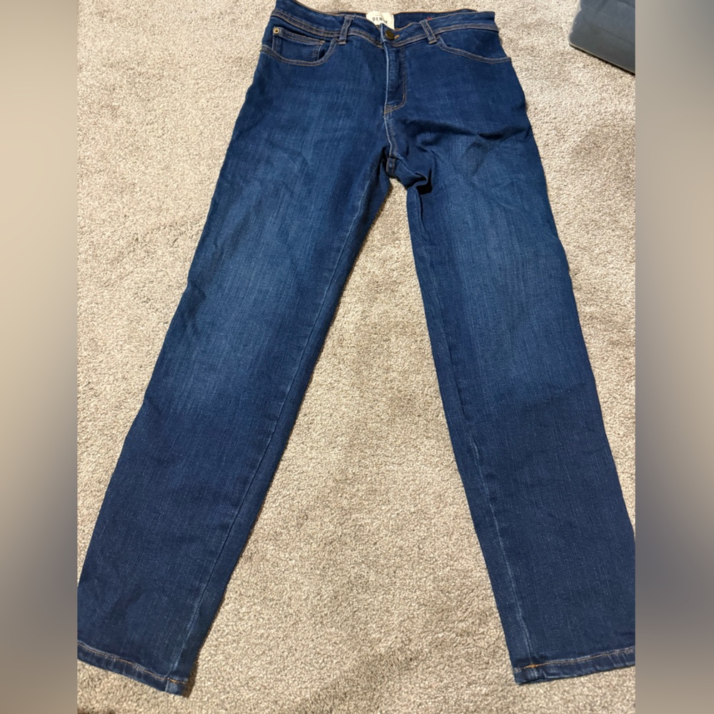 Sézane Perfect Slim Jean in Denim!